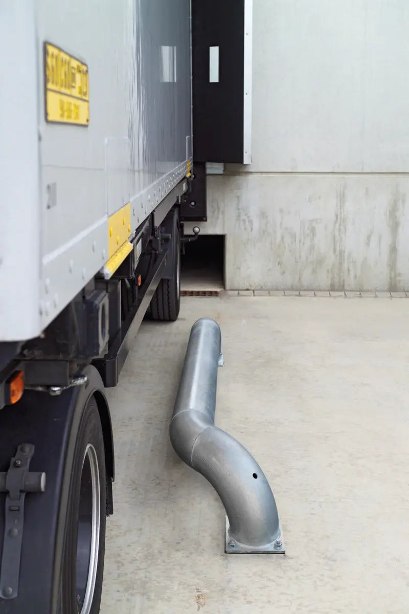 Verzinkte Radführung für Verladerampe