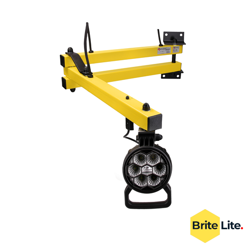 Brite Lite DS24 LED-Verladeleuchte mit robustem Gelenkarm zur Beleuchtung von LKW-Laderäumen und Verladerampen